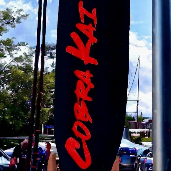 COBRA KAI Shirt Graphic 100% Cotton Long Sleeve Tee Men’s Size Large - Picture 5 of 16